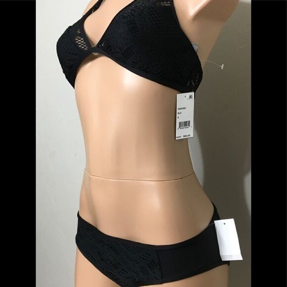 Crochet Kenneth Cole Rock Royalty bikini. NWT - Picture 5 of 7